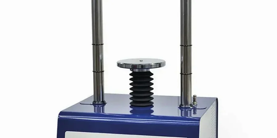 Ensayo Triaxial en Copiapó: Datos Confiables para Cimentaciones en Zona Sísmica